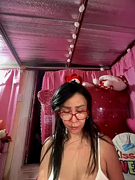 sweetieme online show from October 2, 8:41 am