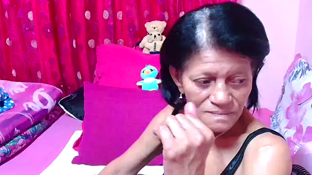 SLUTTYROXY online show from October 11, 8:33 pm