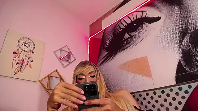 karlaveckyts online show from October 25, 9:10 pm