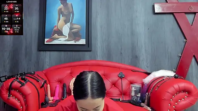 Liittledolly online show from March 18, 12:10 pm