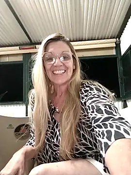 Melmamalhudaxh online show from October 10, 7:30 pm