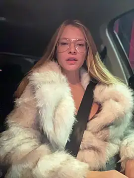 AnastasiaAniess online show from November 16, 5:35 pm