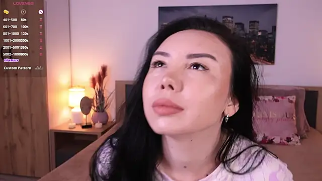 Leila  Sweet online show from April 20, 7:00 am