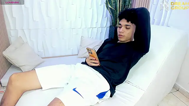 AmazingPartys online show from March 2, 3:06 am