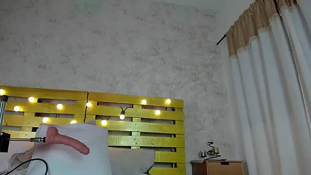 cristinapuerta  online show from November 21, 11:34 am