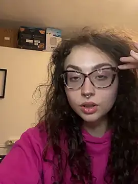 ladyturtle online show from May 23, 8:18 pm