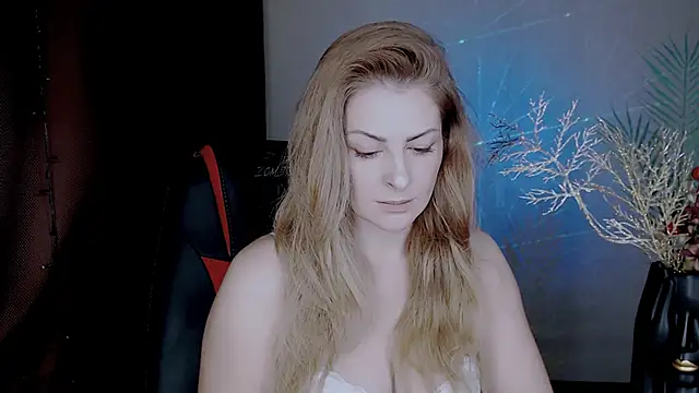 Eleonores online show from December 18, 5:23 am