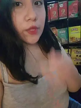 Snapshot of Kalani_Engel chatting on October 26, 3:13 am Kalani Engel online show from October 26, 3:13 am