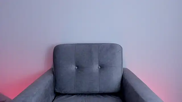 HazelKush online show from December 15, 9:31 pm