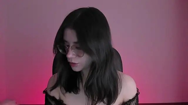Snapshot of HazelKush chatting on October 22, 1:32 am HazelKush online show from October 22, 1:32 am