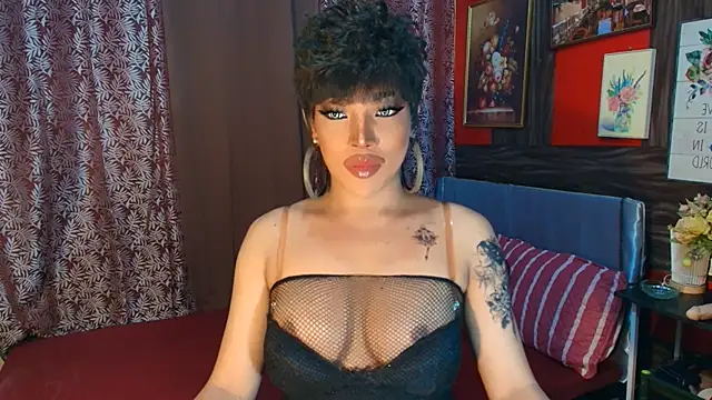 yummylollipop online show from October 3, 8:30 am