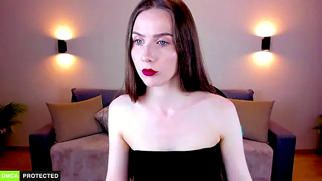 TheWoman   online show from February 16, 7:25 pm