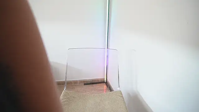 new dee online show from October 28, 5:13 am