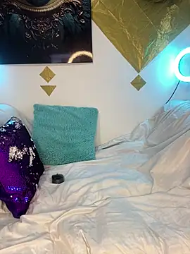 Shantal Lovee online show from December 16, 11:21 pm