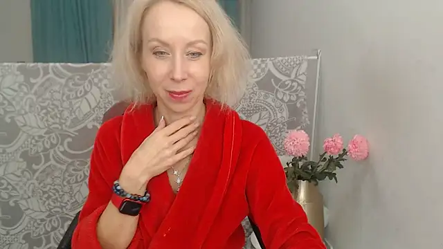 LuxuryNika online show from November 15, 7:48 pm