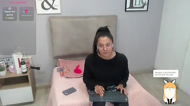 valevicious online show from November 14, 7:36 pm