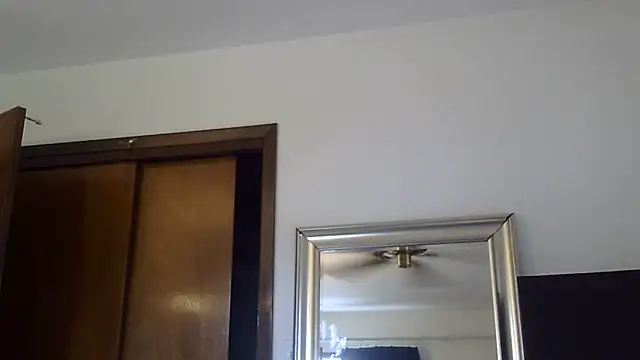 WetFlower69 online show from June 10, 4:27 pm