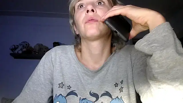 Snapshot of SmokerLety chatting on October 11, 8:00 pm SmokerLety online show from October 11, 8:00 pm