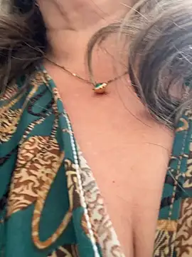 emma tour online show from December 16, 4:57 pm