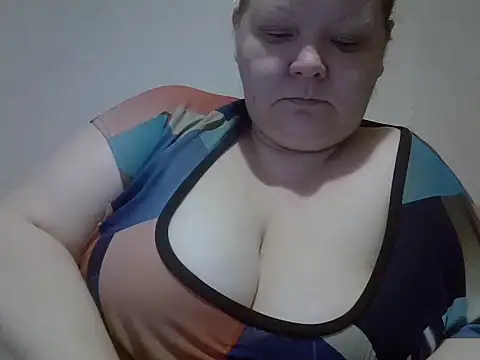 Jane Kissys online show from May 9, 9:33 am