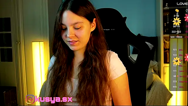 Snapshot of KusyaSex chatting on September 27, 11:50 am KusyaSex online show from September 27, 11:50 am