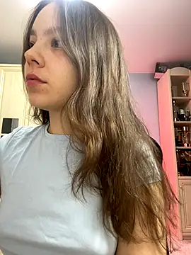 Snapshot of KusyaSex chatting on October 22, 2:00 pm KusyaSex online show from October 22, 2:00 pm