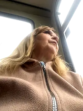 Irina2909xh online show from November 12, 12:14 pm