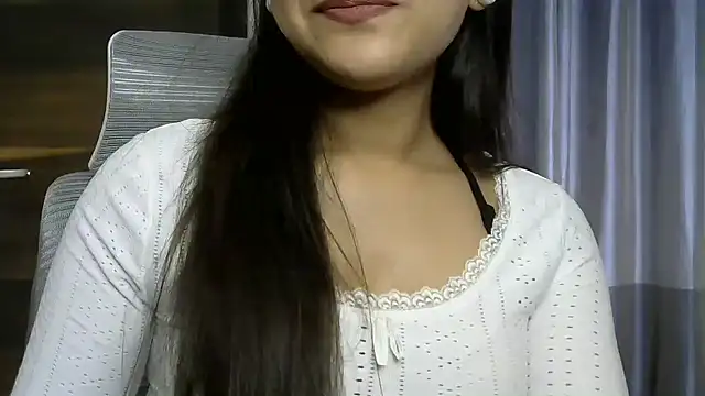 Snapshot of selen_5 chatting on October 13, 6:10 pm selen 5 online show from October 13, 6:10 pm
