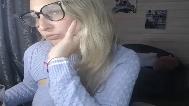 RubiLakros online show from September 26, 10:13 am