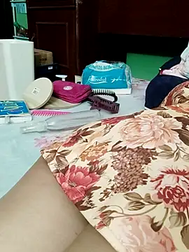 QueenSoreal online show from March 14, 7:37 pm