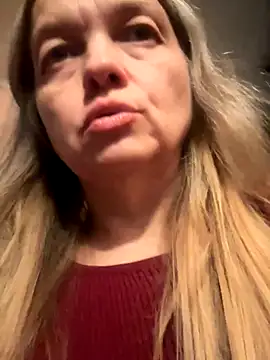 Susanel online show from October 23, 7:42 pm