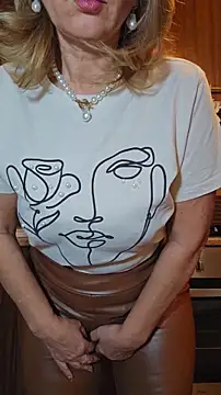 elacoquette online show from October 28, 5:19 pm