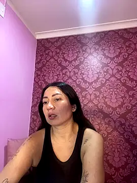 Snapshot of juliana_diaz chatting on October 20, 11:24 am juliana diaz online show from October 20, 11:24 am