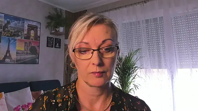 Snapshot of vanessa_chat chatting on October 7, 1:26 pm vanessa chat online show from October 7, 1:26 pm