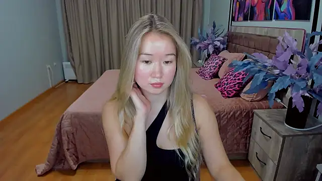 PollyOcean online show from October 29, 11:47 am