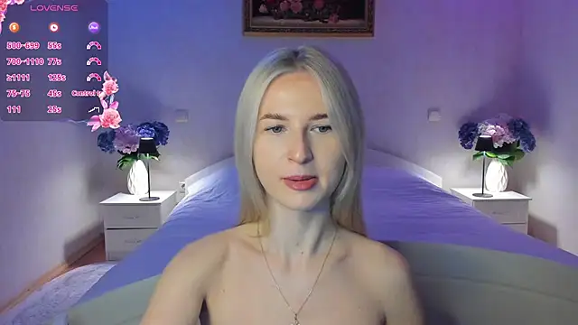 AnnaCarrera online show from April 21, 8:38 pm