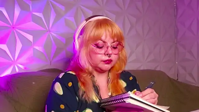 Satyn doll online show from September 21, 11:47 pm