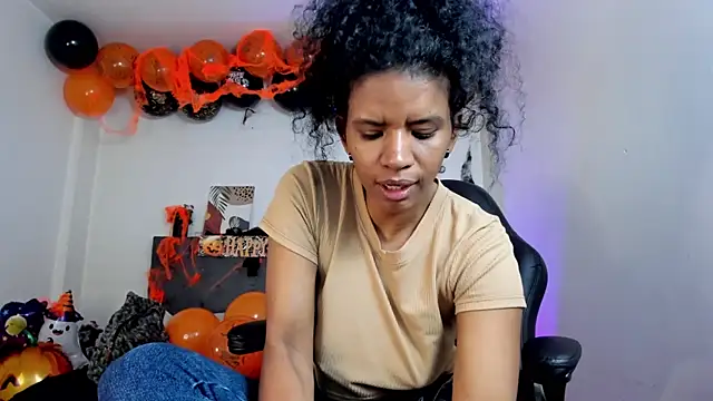 Ellie Alves online show from October 25, 2:57 pm