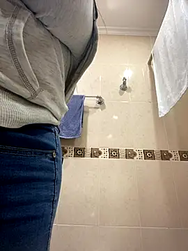 Fancyxlove online show from November 12, 12:47 pm