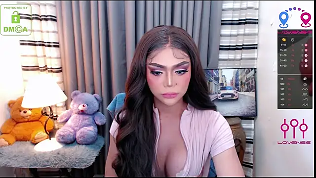 Fantacyoflove online show from October 7, 8:46 pm