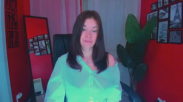 AnaMills online show from May 31, 8:21 pm