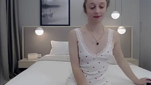 ShySchoolGirl online show from November 23, 3:03 pm