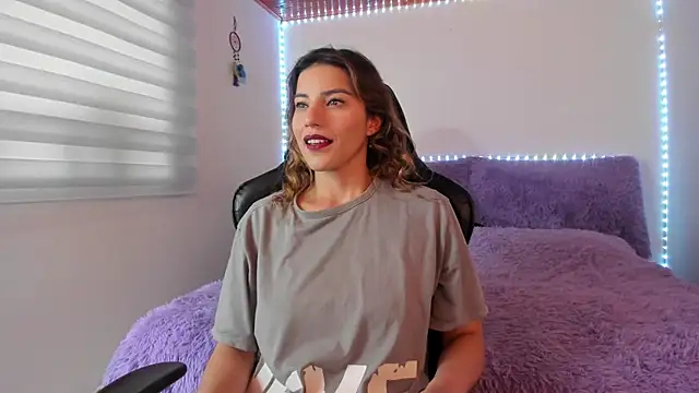 Arenne rouse online show from December 5, 9:05 pm