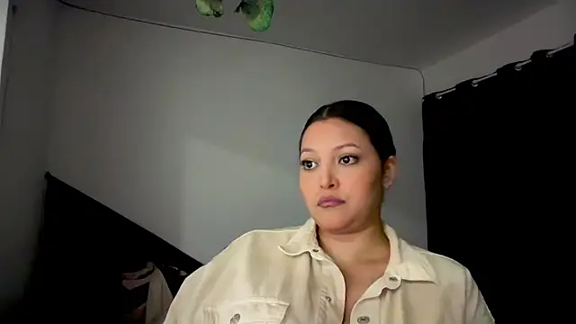 MarcellaGriffin online show from October 25, 11:33 pm