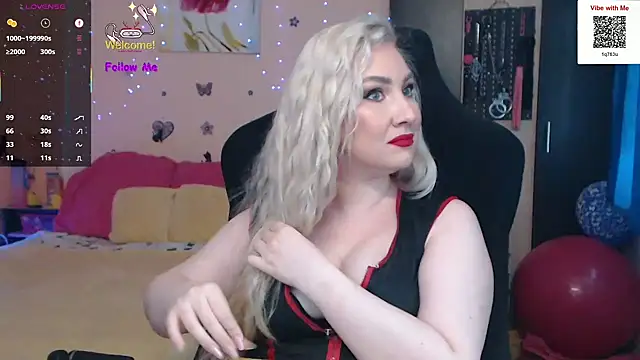 MissLexyGold online show from September 17, 1:42 pm