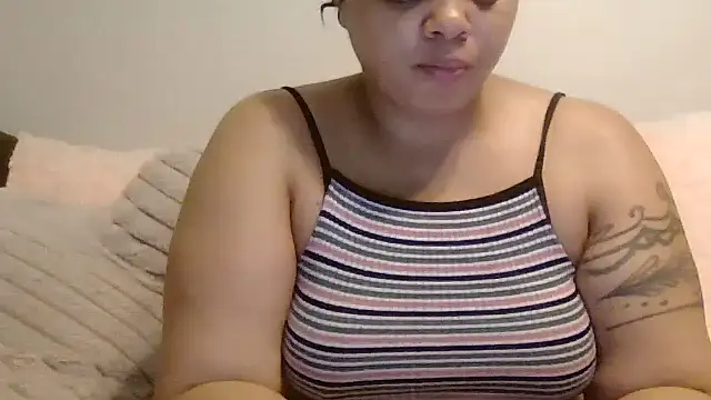 Snapshot of beautylovess chatting on September 11, 9:37 pm beautylovess online show from September 11, 9:37 pm