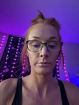 Lexi Star online show from April 9, 10:59 pm