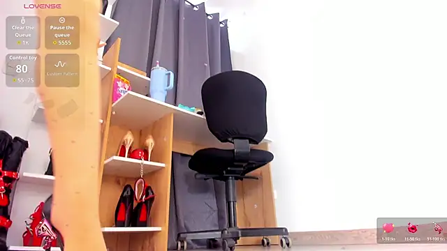 MIss Kendall  online show from April 11, 9:29 pm