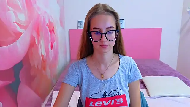 AliceAdams online show from October 29, 7:34 am