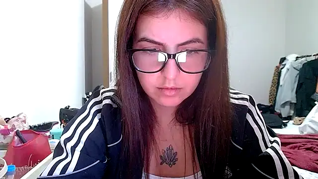 chelbyy online show from November 11, 5:43 pm